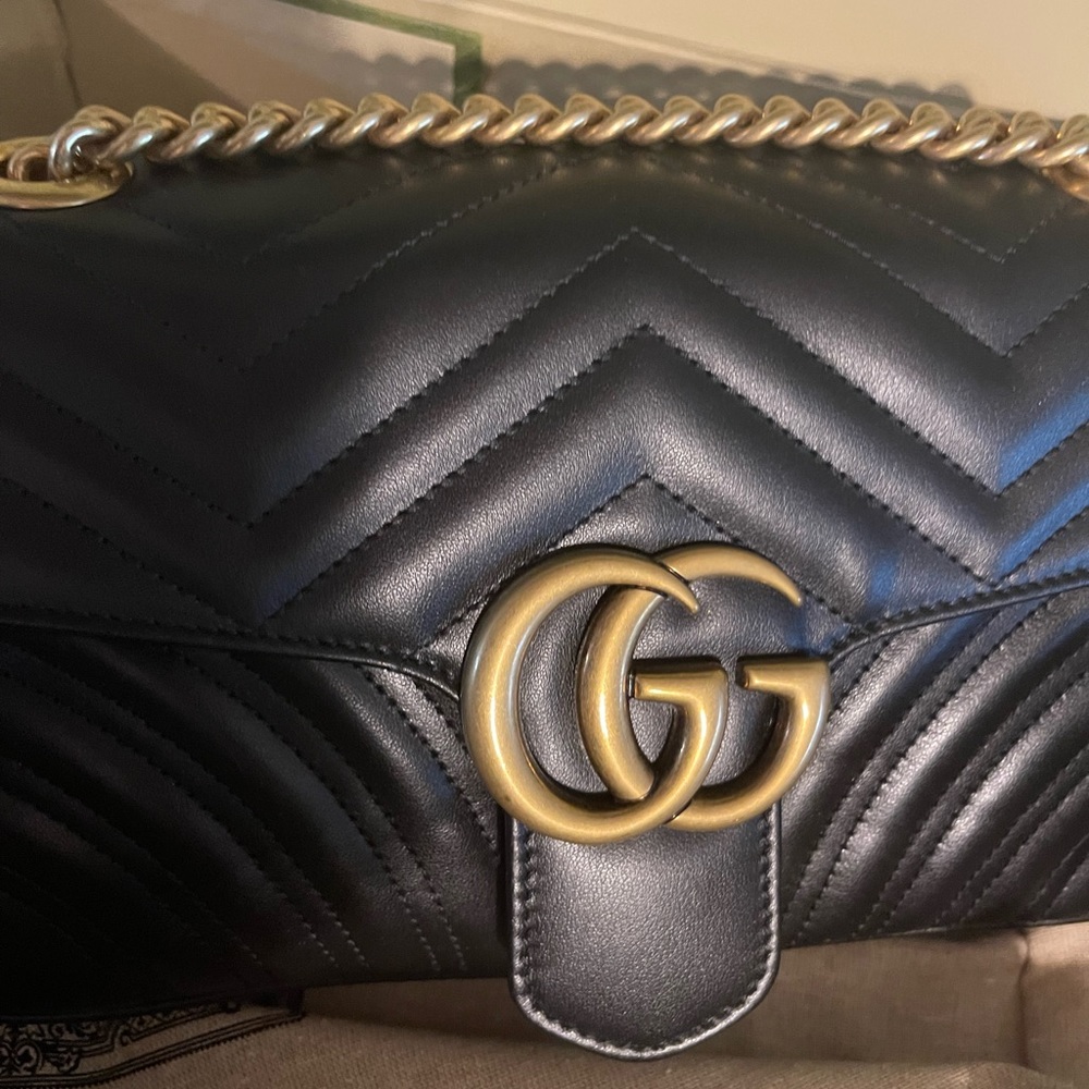 Gucci Marmont Medium(SOLD) - Picture 3 of 8